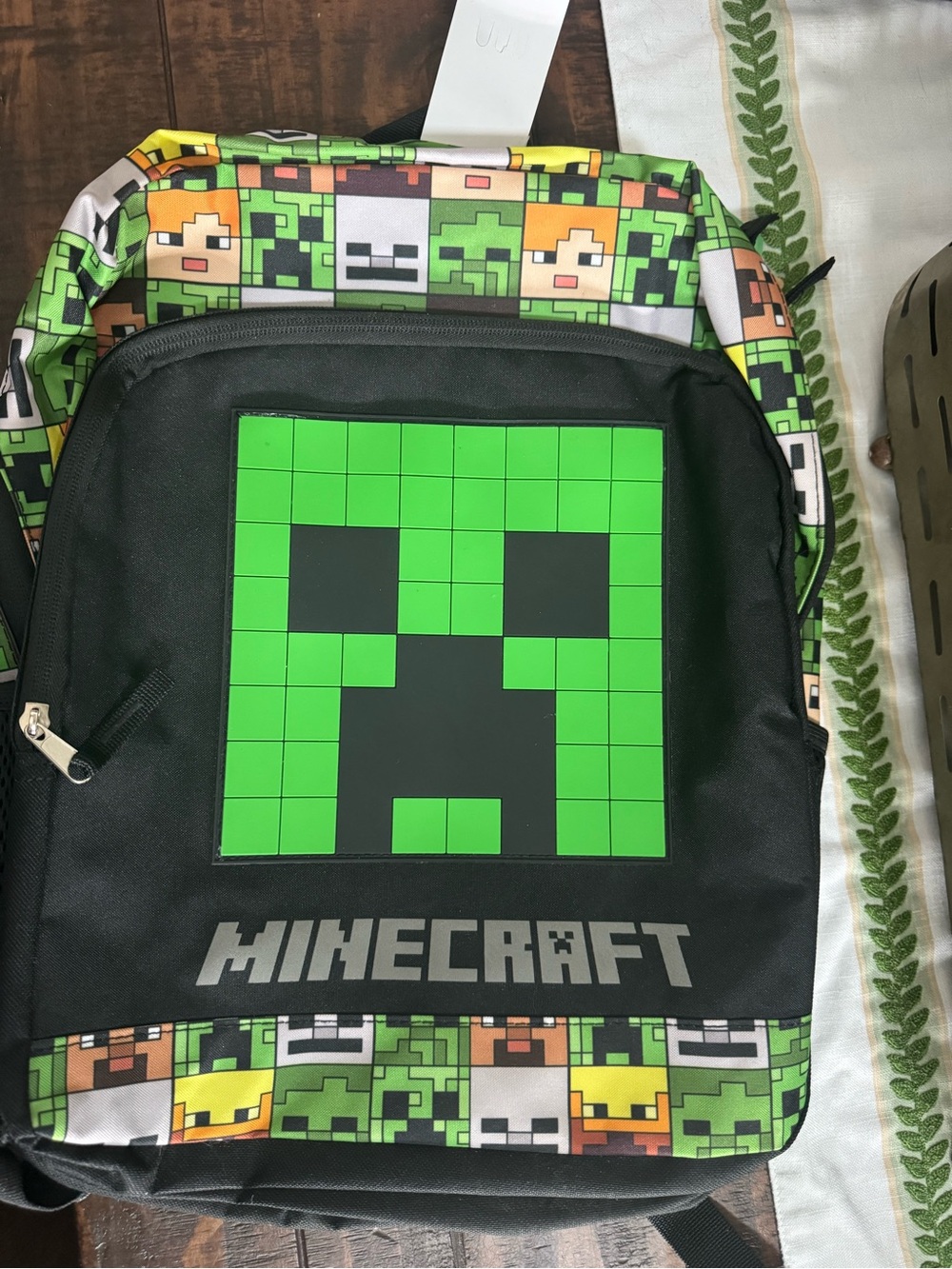 🎮 NWT Minecraft Creeper Backpack | Gold Star Collection | Kids School Backpack - Picture 2 of 5